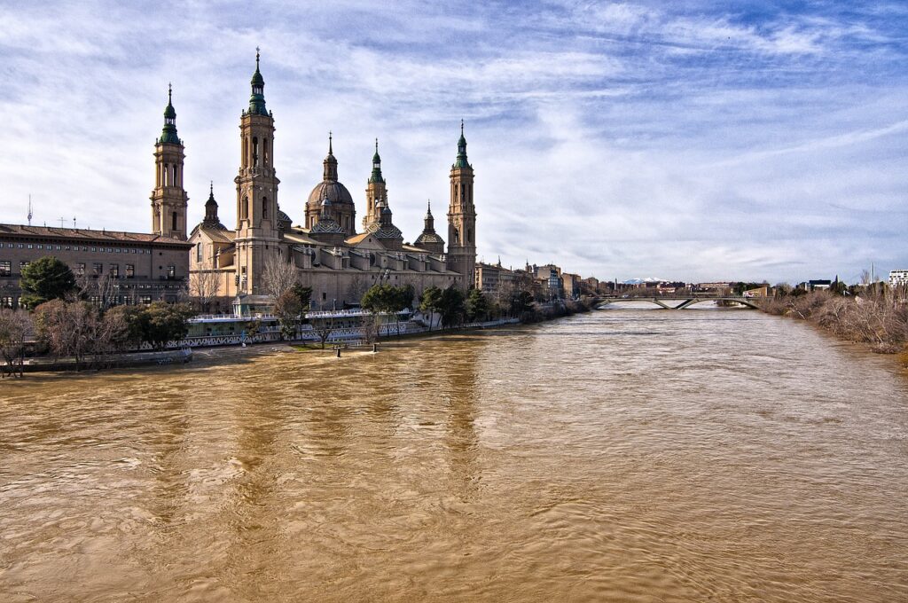 Vuelos baratos a Zaragoza