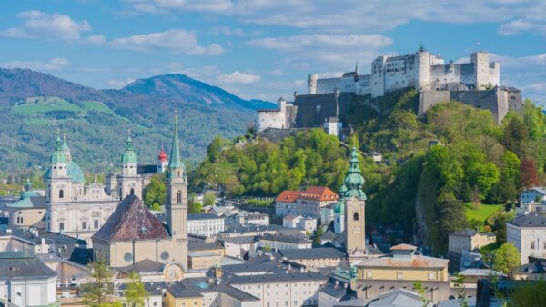 Vuelos baratos a Salzburgo